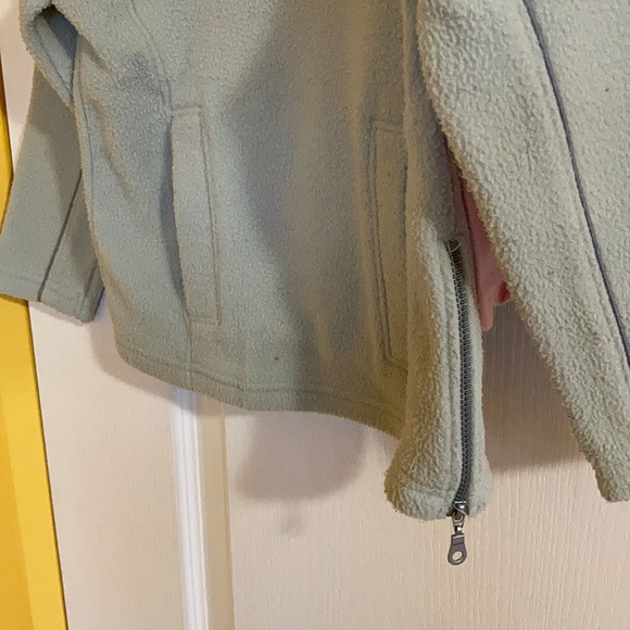 Girls Size S(4) Winter Shirts - Picture 5 of 7